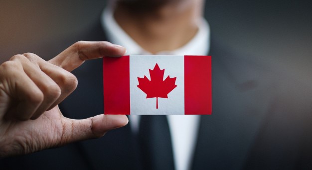 مدارک اصلی برای ویزای مولتی کانادا